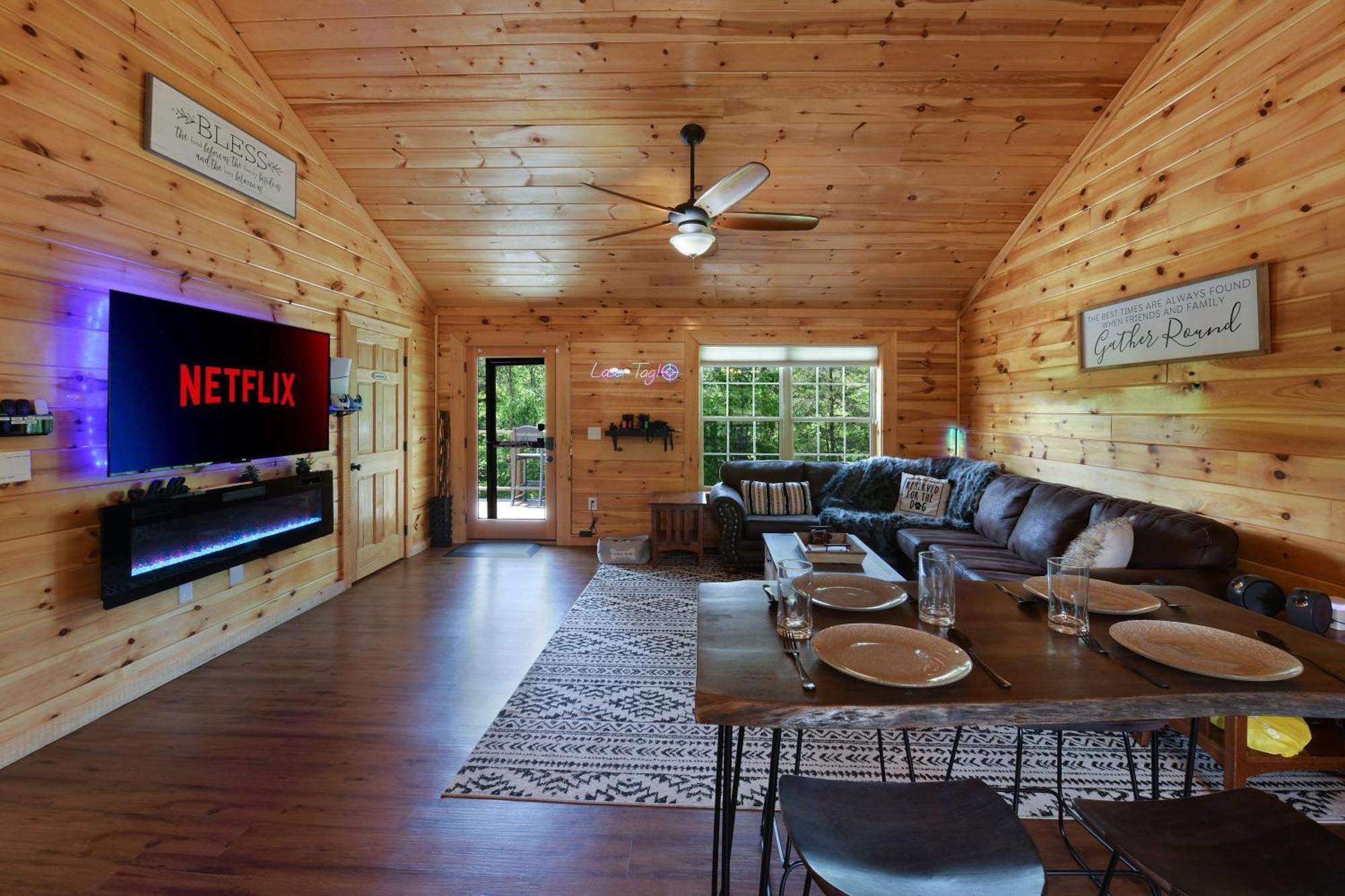 Enchanted Forest Cabin And Teepee! Lights & Laser Show! Private Hot Tub! Unique Stay! Sevierville Exterior foto